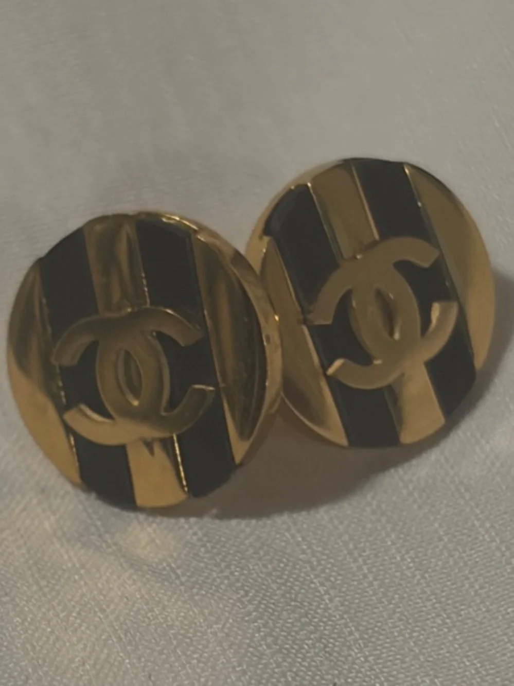 🆕 Vintage CC round studs